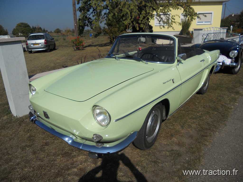 2011_rustenhart (81).jpg - 02/10/2011 - 68740 RUSTENHART 31ème Randonnée Internationale des Vendanges - RENAULT - Caravelle